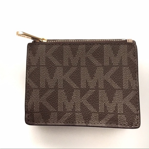 NEW MICHAEL KORS MK LOGO JET SET TRAVEL BIFOLD WALLET BROWN ⭐️⭐️⭐️⭐️ - Picture 4 of 10
